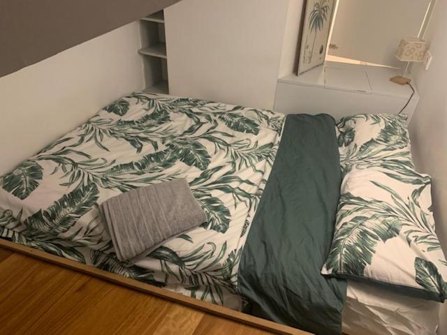 Impresionante Apartamento En Malasana Madrid Eksteriør bilde